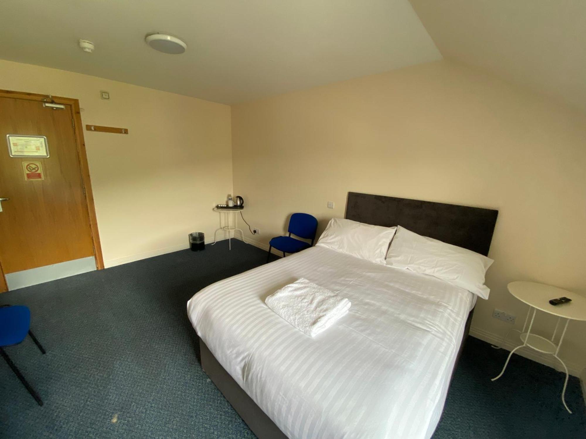Waterfront Lodge - Accommodation Only Fort William Habitación foto